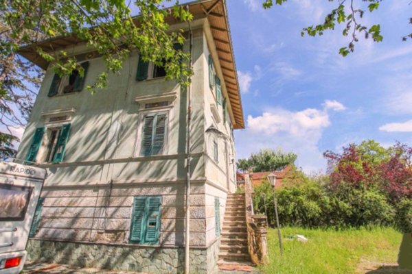 casa indipendente in vendita ad Ovada