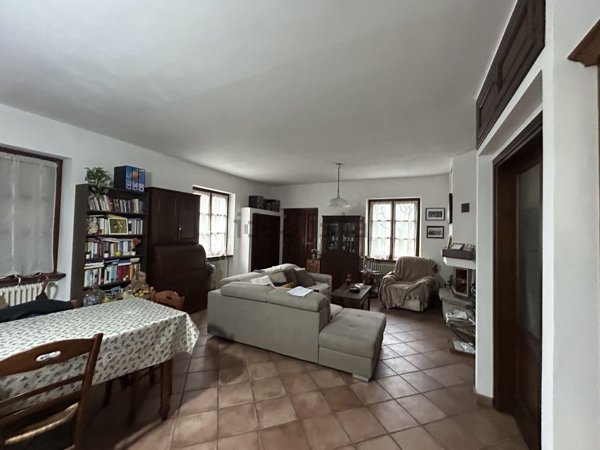 casale in vendita ad Ovada