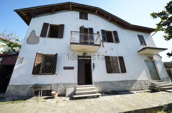 casa indipendente in vendita ad Ovada