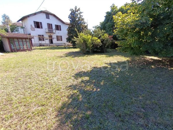 casa indipendente in vendita ad Ovada