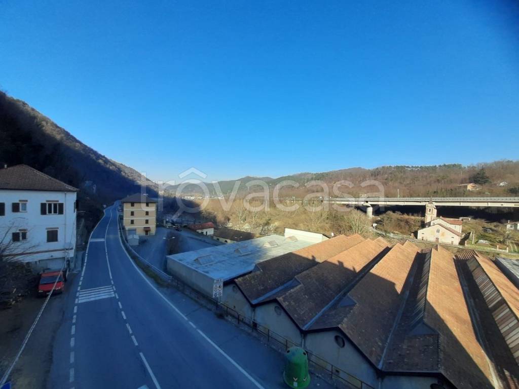 appartamento in vendita ad Ovada in zona Gnocchetto
