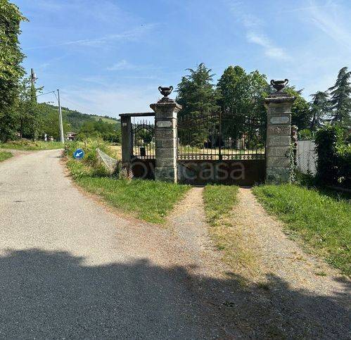 casa indipendente in vendita ad Ovada