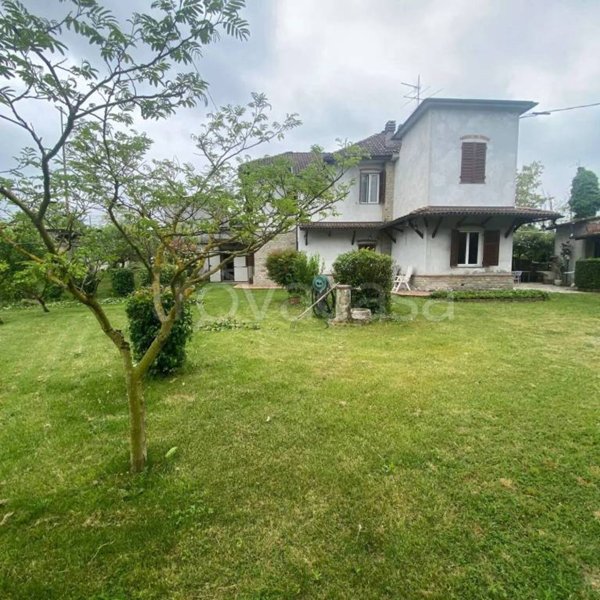 casa indipendente in vendita ad Ovada