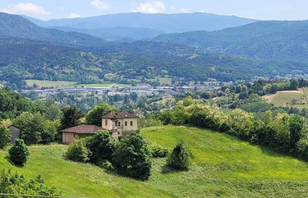 casa indipendente in vendita ad Ovada