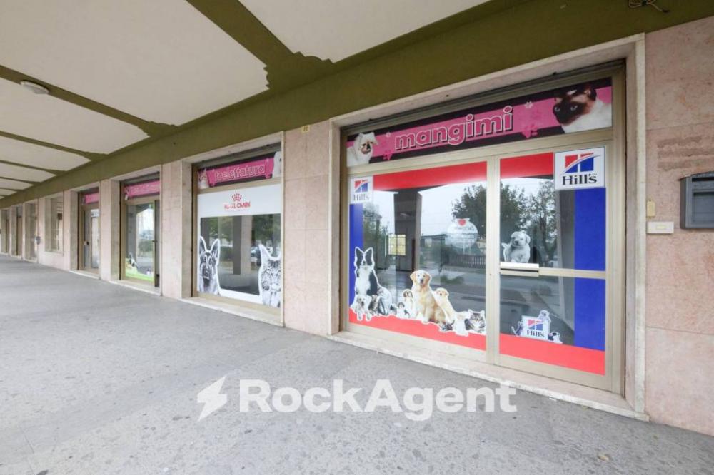 negozio in vendita ad Ovada