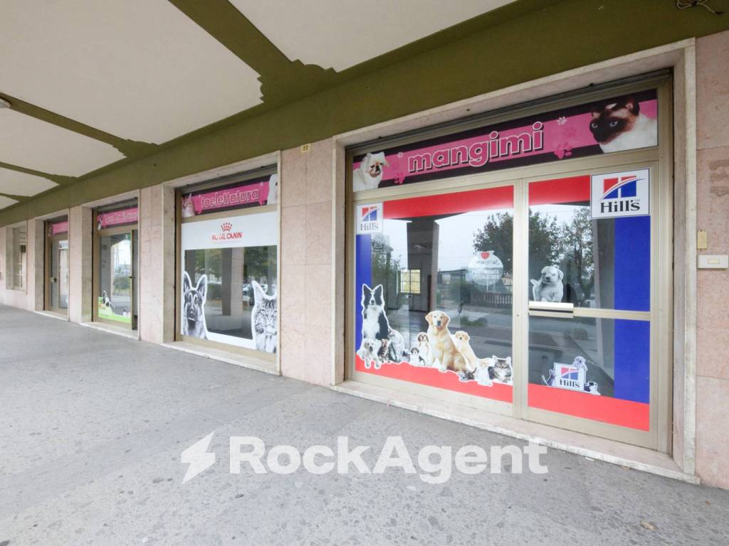 negozio in vendita ad Ovada