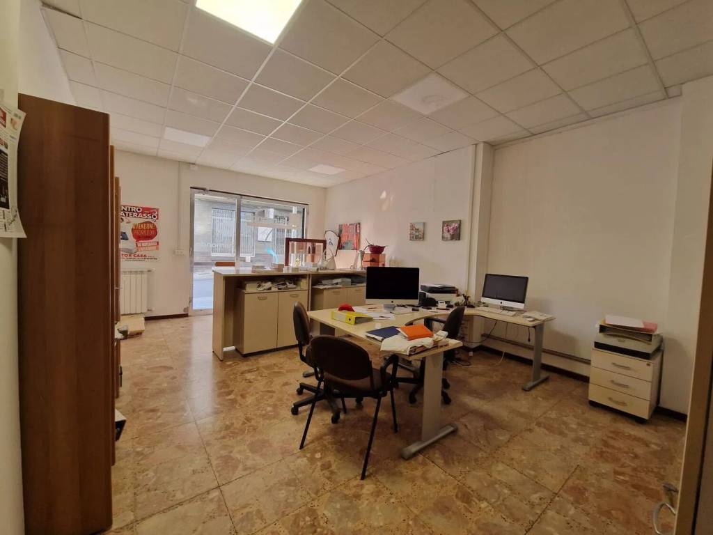 negozio in vendita ad Ovada