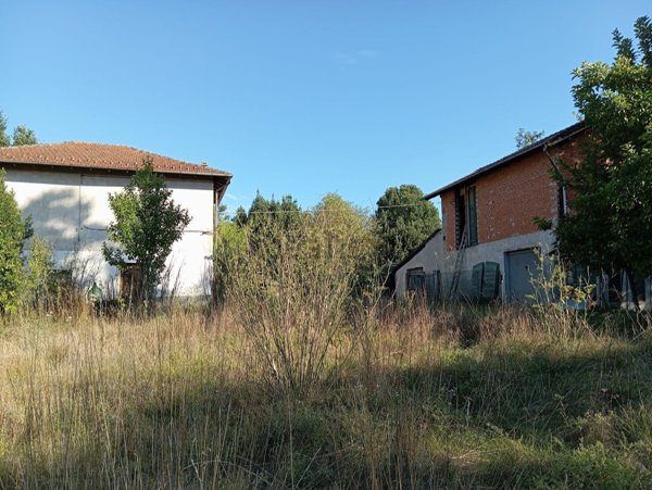 casa indipendente in vendita ad Ovada