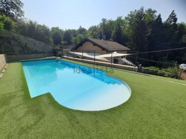 casa indipendente in vendita ad Ovada