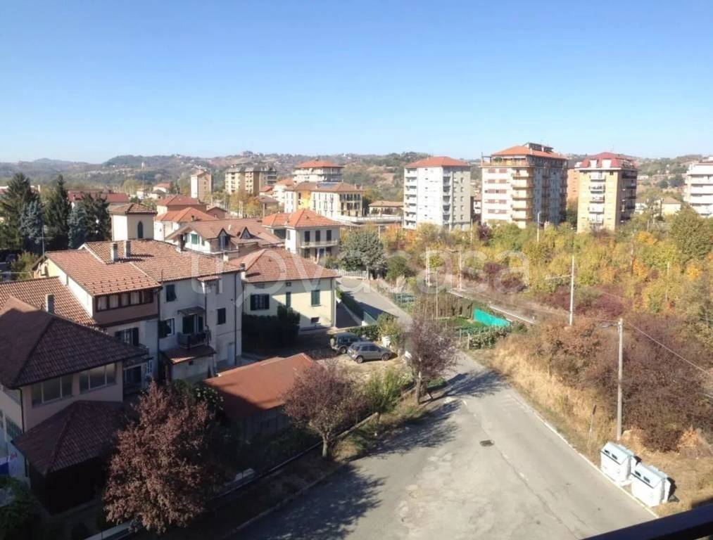 appartamento in vendita ad Ovada in zona Costa