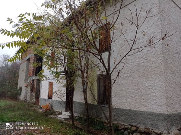 casale in vendita ad Ovada