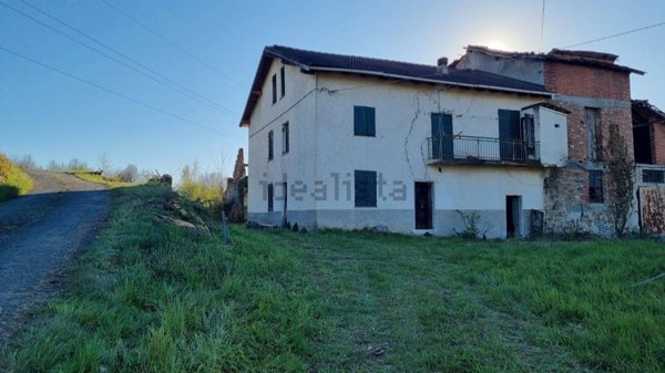 casale in vendita ad Ovada