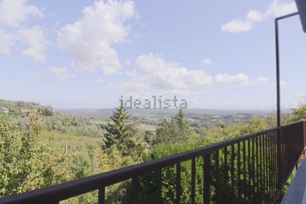 casa indipendente in vendita ad Ovada