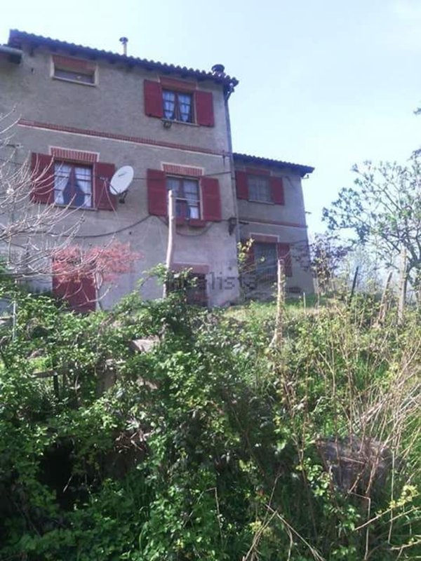 casa semindipendente in vendita ad Ovada