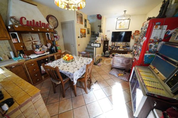 casa indipendente in vendita ad Ovada