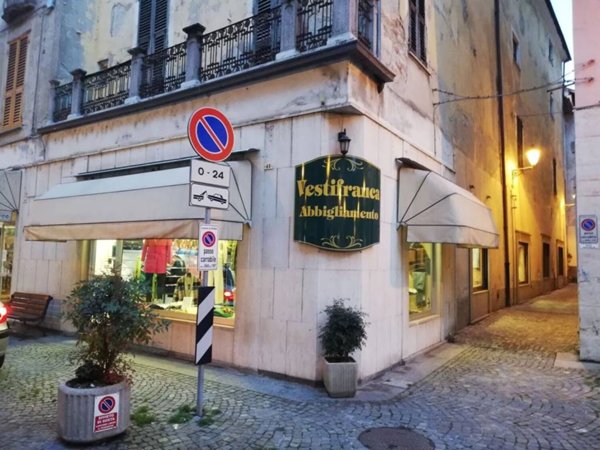 negozio in vendita ad Ovada