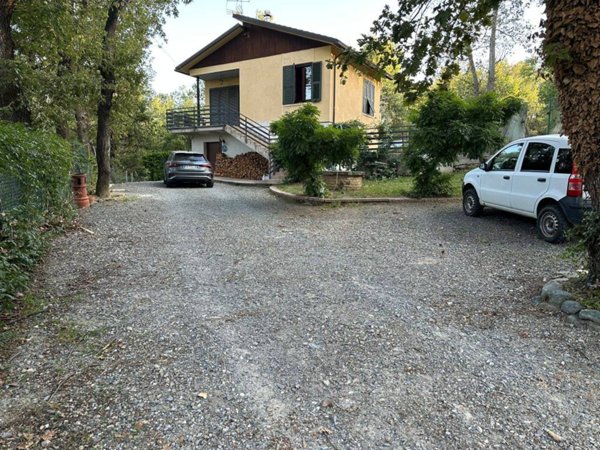 casa indipendente in vendita ad Ovada