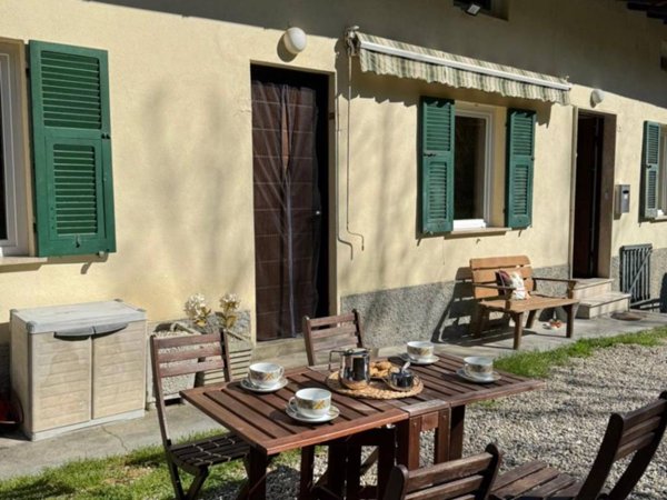 casa indipendente in vendita ad Ovada