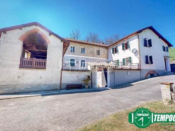 casa indipendente in vendita ad Ovada