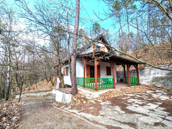 casa indipendente in vendita ad Ovada