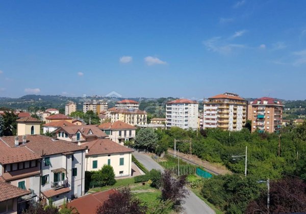 appartamento in vendita ad Ovada in zona Costa