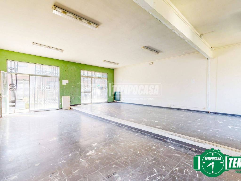 negozio in vendita ad Ovada