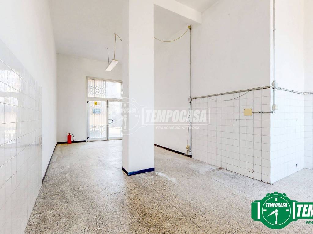 negozio in vendita ad Ovada