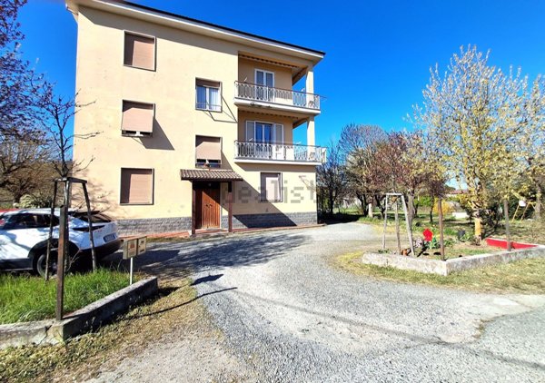 casa indipendente in vendita ad Ovada
