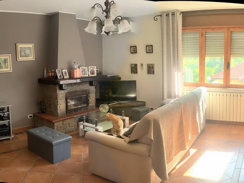 appartamento in vendita ad Ovada in zona Costa