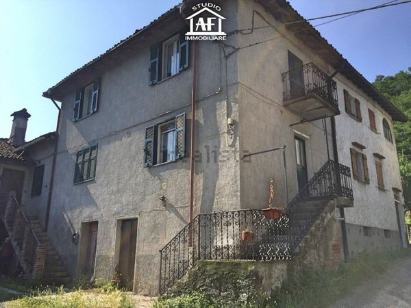 appartamento in vendita ad Ovada in zona Costa