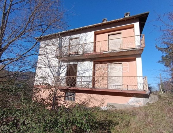 casa indipendente in vendita ad Ovada