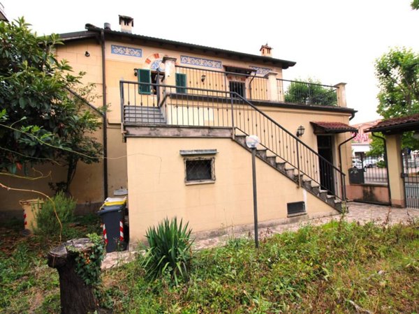 casa indipendente in vendita ad Ovada