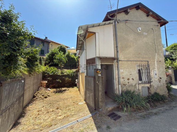 casa indipendente in vendita ad Ovada