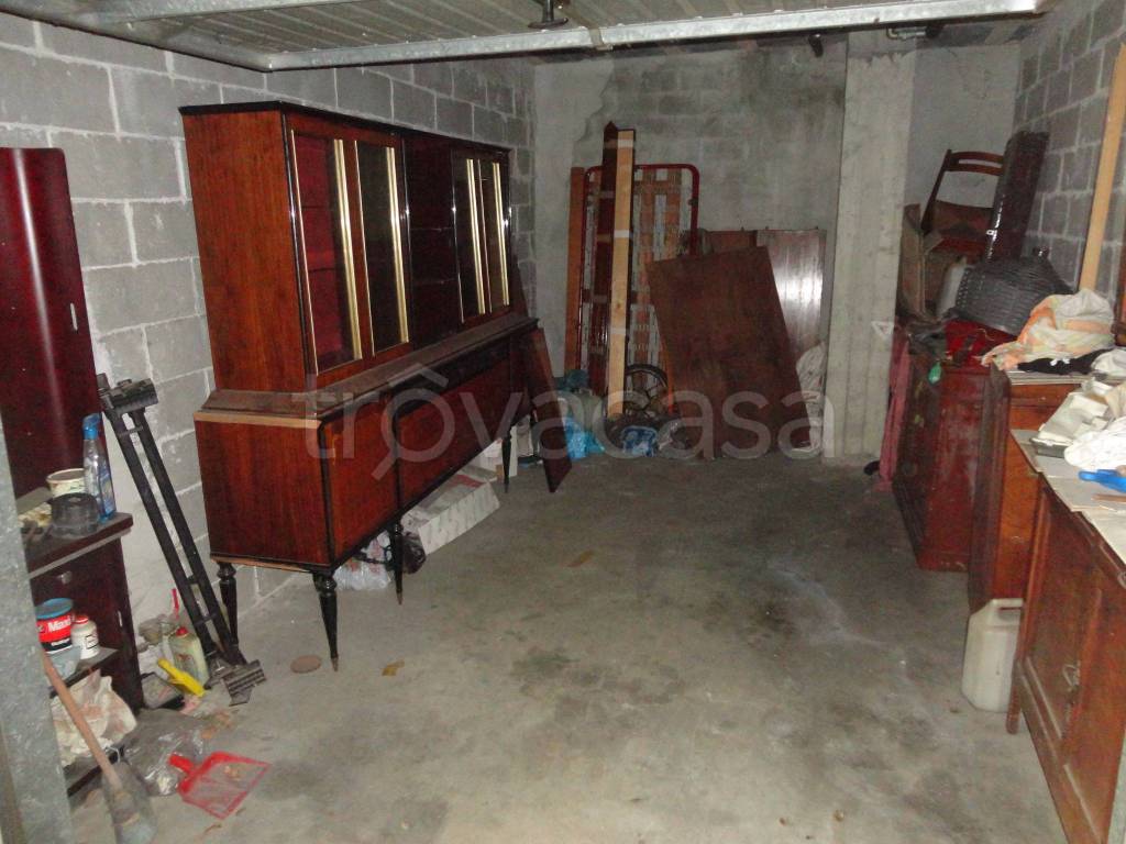 box auto in vendita ad Ovada in zona Costa