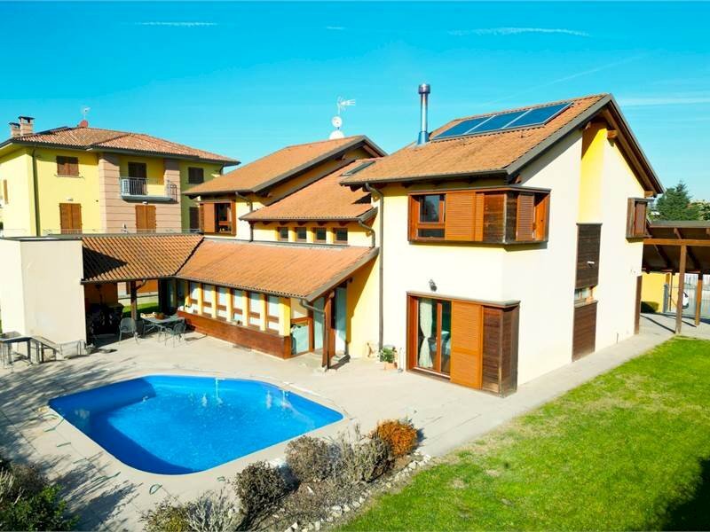 casa indipendente in vendita ad Oviglio