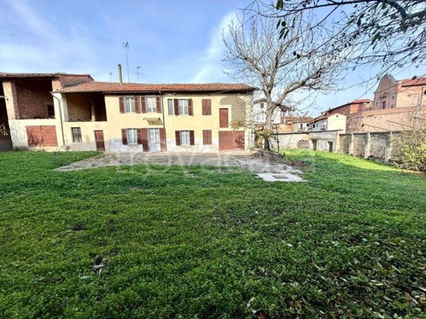 casa indipendente in vendita ad Oviglio