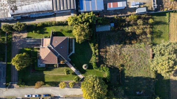 casa indipendente in vendita ad Oviglio