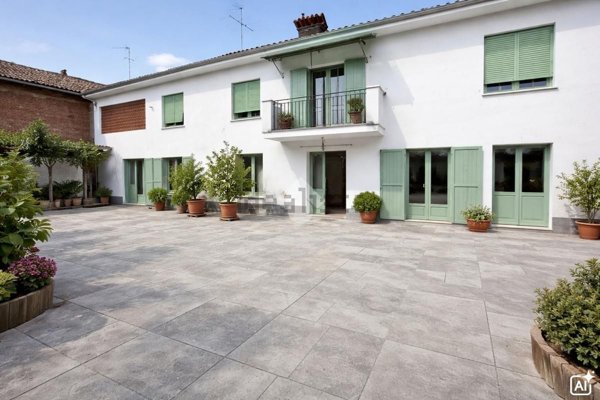 casa semindipendente in vendita ad Oviglio