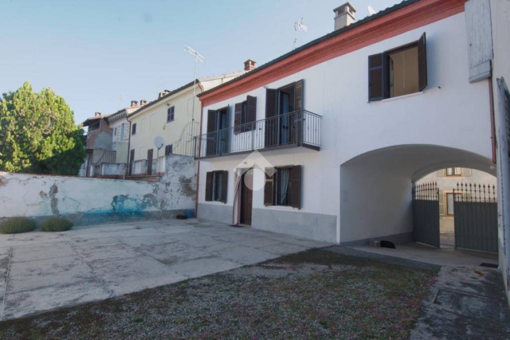 casa indipendente in vendita ad Ozzano Monferrato