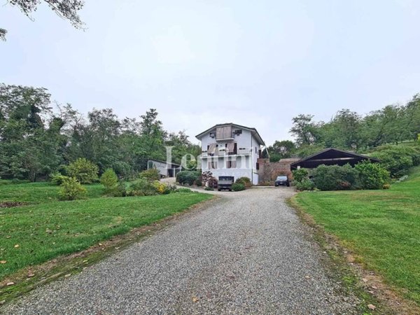 casa indipendente in vendita ad Ozzano Monferrato