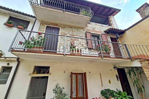 casa indipendente in vendita ad Ozzano Monferrato