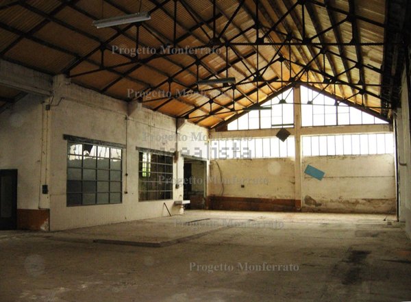 locale di sgombero in vendita ad Ozzano Monferrato