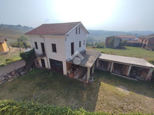 casa indipendente in vendita a Paderna