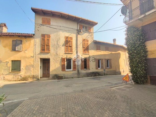 casa indipendente in vendita a Paderna