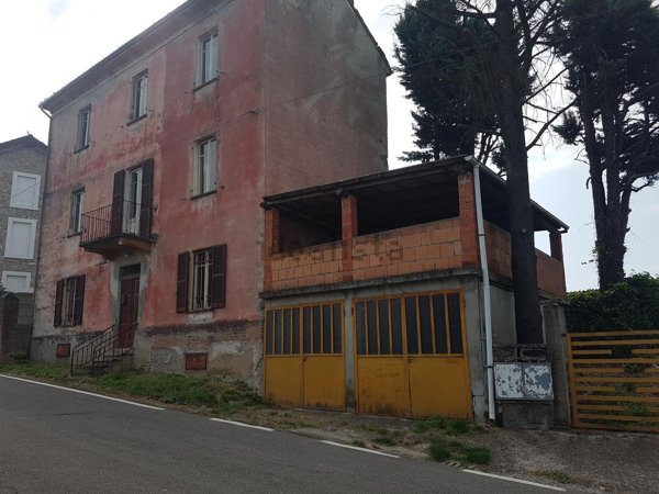casa indipendente in vendita a Paderna