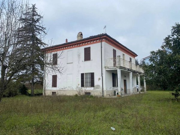 casa indipendente in vendita a Paderna