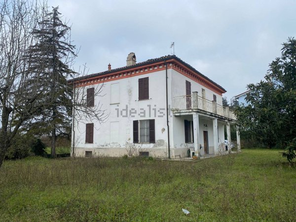 casa indipendente in vendita a Paderna