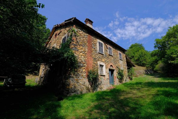 casa indipendente in vendita a Pareto