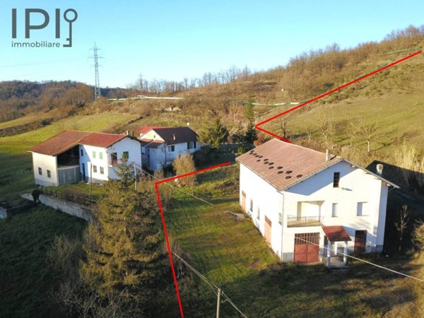 casa indipendente in vendita a Pareto