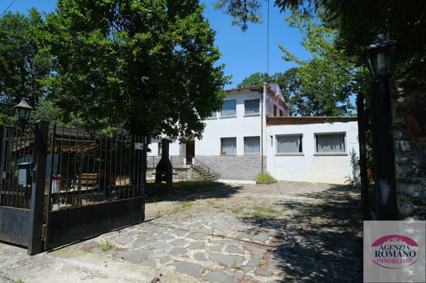 casa indipendente in vendita a Pareto